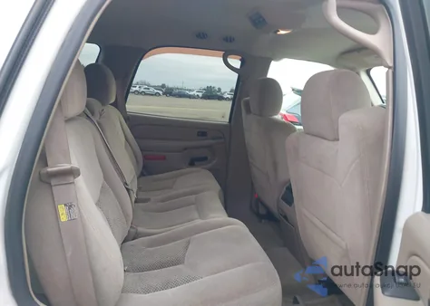 2005 Chevrolet Tahoe Ls z USA, uszkodzony, nr VIN 1GNEC13T65R267937